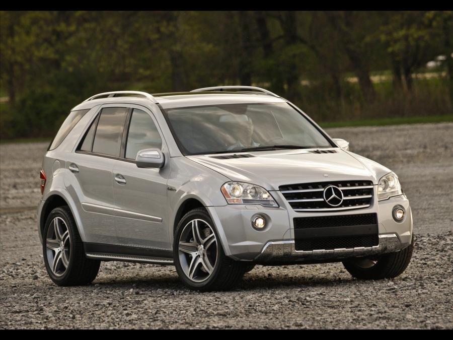  Mercedes-Benz ML63 AMG 2009 года  (фото 32 из 38)